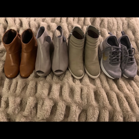 bundle of size 6.5 shoes — must sell! - Picture 1 of 6